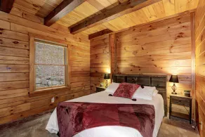 Water Gap Log House - Image 5