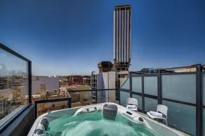 Ikyk Hotel - Image 2