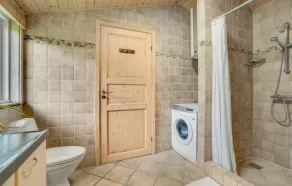 Beautiful Home In Gilleleje With Sauna - Image 4