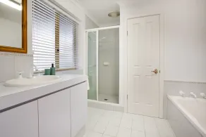 INVITING 2 STOREY COASTAL COTTAGE SITUATED HIGH ABOVE OLD DUNSBOROUGH - Image 5