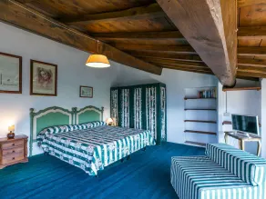 Elegante appartamento per 2 persone con WIFI, piscina, TV, patio e animali ammessi - Image 4