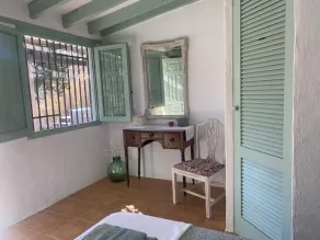 Typical Andalusian farmhouse surrounded by mountains and 8 km from the sea - Image 4