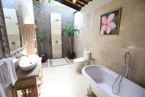 Awesome 1 Bedroom, Private Pool, few steps to the beach - Image 3