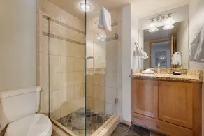 Spacious, Multi-Level Home Walking Distance to Slopes, Town & Pool - Image 2