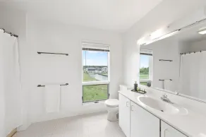 Serene Sunrise & Shimmering Skyline. 5 Star Hosts - Image 3