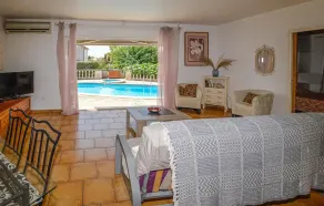 Gorgeous Home In Aleria - Image 4