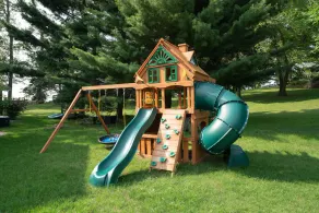 Your Perfect Southwest Michigan Lakehouse Getaway - Image 2