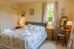 Valley Cottage - Image 4