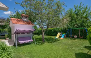Amazing Home In Runovic - Image 3