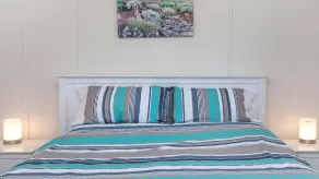 Crimson Belle Ettalong Beach - Image 5