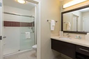 1 Bedroom | Indoor pool + Hot Tub, Free Breakfast - Image 4