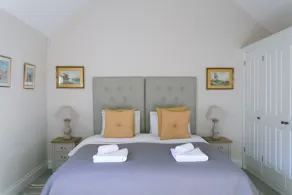 Romantic 1 bedroom Rural Retreat with spectacular views across Northumberland - Image 3