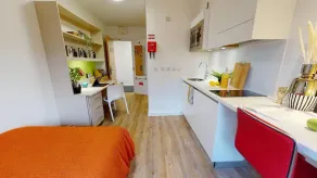 For Students Only - Accommodations at The Pad Egham 15 Min Walk to City Centre - Image 4