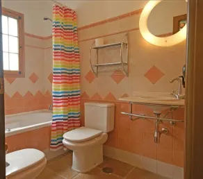 Description  - Image 3