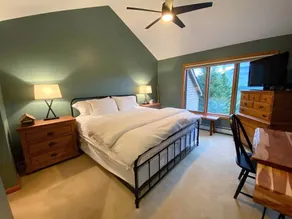 C12 Homey Bretton Woods slopeside townhome for your family getaway to the White Mountains - Image 5