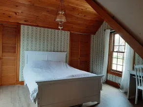 Cottage next to National Park, lakes, ski resort and so much more! - Image 5