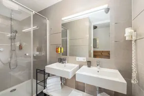Voll ausgestattete Ferienwohnung mit Terrasse und Sauna | Seeblick - Image 2