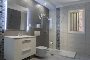 Beautiful Villa with Ocean & Mountain views 3 Beds 2 Bath High Speed WiFi - Image 2
