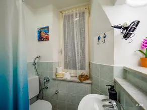 Carmelina Tiny Village Room - Image 4