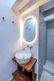 Lindian Polis Suites - Suite 4 - Image 4