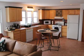 Mountain View Cottage, Hottub, Private pool, Jacuzzi - Image 5
