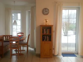 Appartement lumineux et convivial situé au rez-de-chaussée avec terrasse et accès au jardin - Image 4