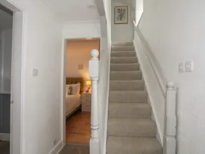 TY'N LON, pet friendly, character holiday cottage in Brynrefail - Image 2