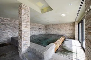 Holiday Home \"Relax e Felicità\" Lake View, Private Jacuzzi, Shared Heated Indoor Pool - Image 2
