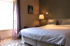 Maison avec beaucoup de charme et grande piscine - Image 3
