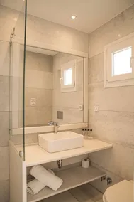 Christiana Hotel - Image 4