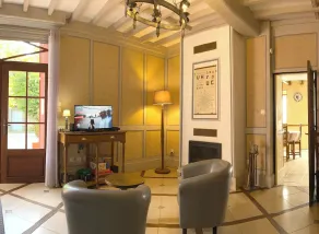 Die Huchier Lodge wurde mit dem nötigen Komfort für 2-4 Personen gestaltet. - Image 2