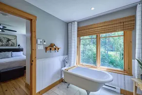 Grand Chene - Private Spa & Lakefront - Image 3