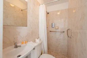 LUXURY OCEANFRONT  LARCOMAR MIRAFLORES - Image 5