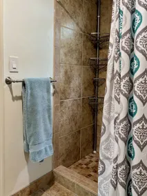 Cozy Vintage Two Bedroom Villa In Green Valley - Image 5