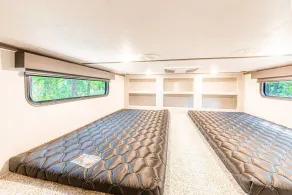 Luxury Glamper Retreat 14 Forest Site - Image 4