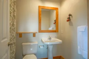 2 soveværelser, 2. 5 bade: Ski ind / ski ud, Gas pejs, Camp 4 Hot Tub.<br><br>Master Bedroom: Pillowtop K - Image 4