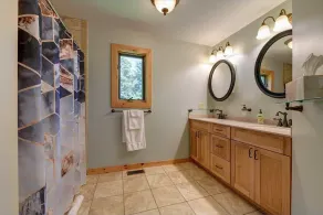 Berkshire Vacation Rentals: Great Barrington Cabin Sleeps 14 Walk To Town - Image 3