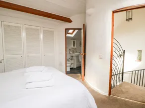 The Coach House - Image 4