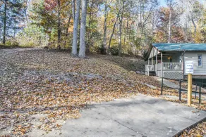 Cozy Mtn. Getaway in South Asheville - Image 5