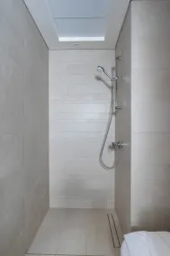Nasma Holiday Homes - Azizi Riviera 41 - Image 2