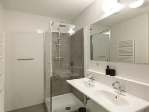 Luxury apartment in Scheveningen - Image 2