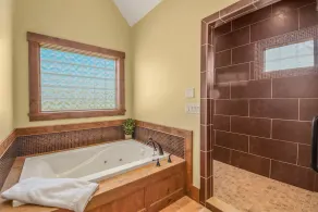 Kountry Lane Stables | Horse Farm w/ HOT TUB + Fire Pit! - Image 3