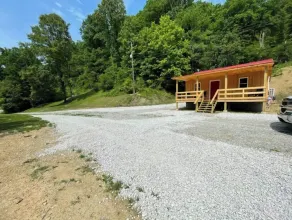 Country Charm - Image 4
