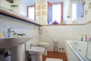 Your home in the center of Tuscany with Hot tub, Air Conditioning and Deck - Image 5