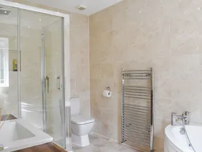 3 bedroom accommodation in Hazel Grove, Stockport - Image 3