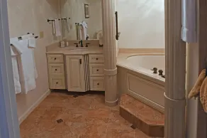 The Nest!!  Gorgeous estate formerly owned by NBA legend- with pool and hot tub! - Image 2