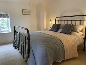 Spacious period cottage walking distance to shop, cafe and pub - Image 2