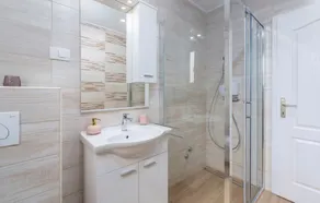 Apartment Kata with Private Pool - Image 5