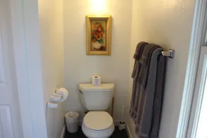 2 Wohnzimmer! Eins für Erwachsene und eins für Kinder! - Image 4
