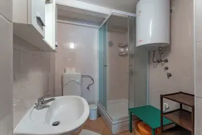 Holiday house Vesna * fenced garden, terrace with BBQ, free WiFi - Image 2